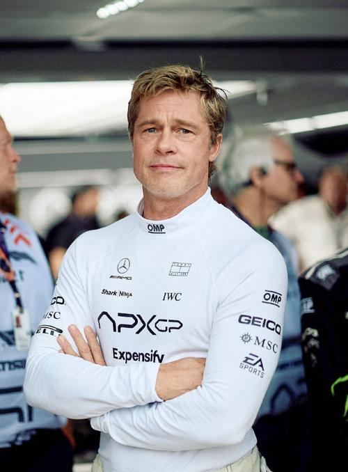 如何跟男生聊天找话题不尴尬(如何找喜欢的男生聊天) 如何跟男生聊天找话题不尴尬(如何找喜欢的男生聊天)