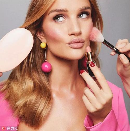 �Գ���������������й��