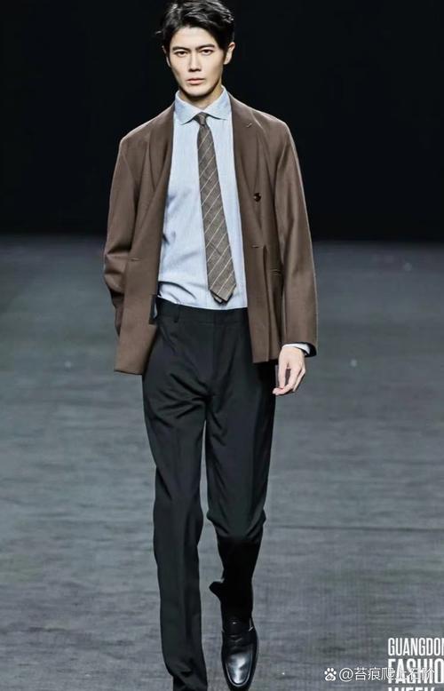 �Ծ²�����׳�� �Ծ²˻�׳����