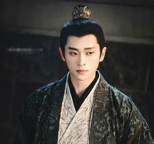 1���ڹ����洢��ͷ ���γ�̿ƴ���ļ��295��Ԫ